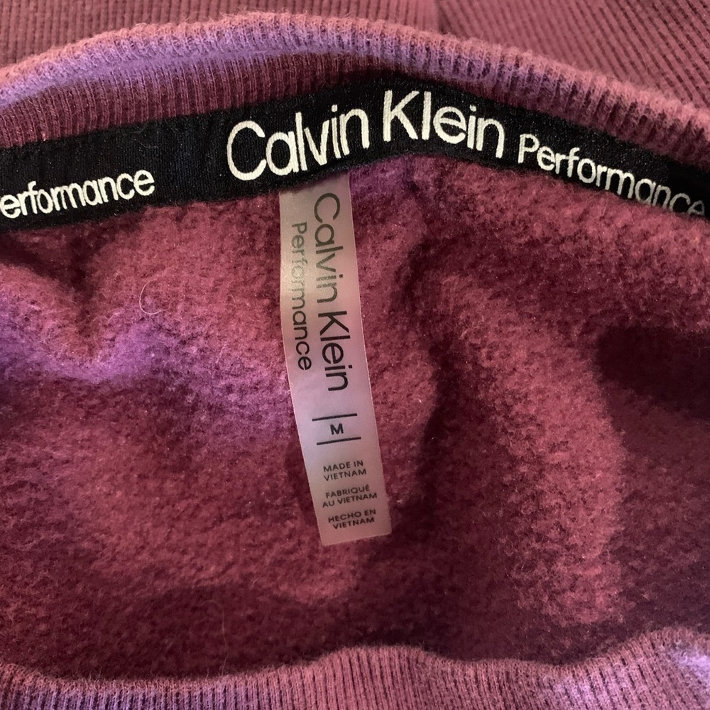 Calvin Klein Performance Cropped Sweater​​​​​​​​​​​​​​​​​​​​​​​​ - Picture 5 of 7